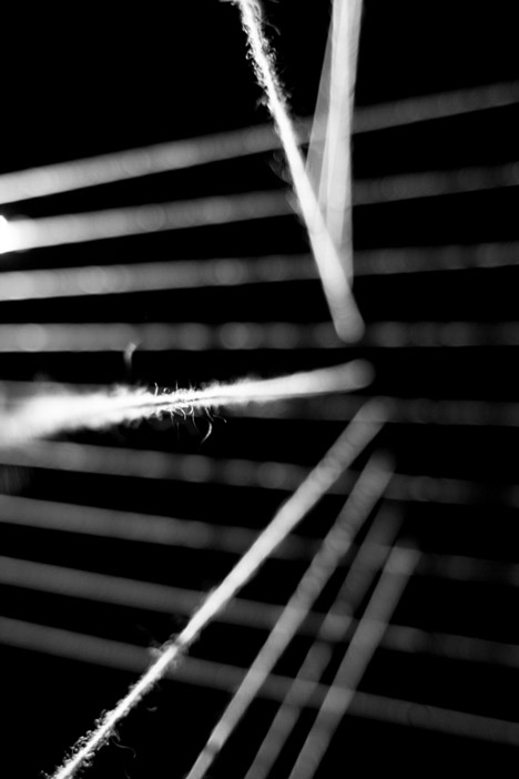 Sounds of Threads music visualisation by Bertrand Lanthiez created on strands of wool
