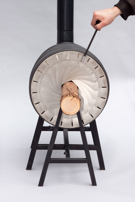 Spruce Stove that burns a whole tree trunk by Michiel Martens and Roel de Boer