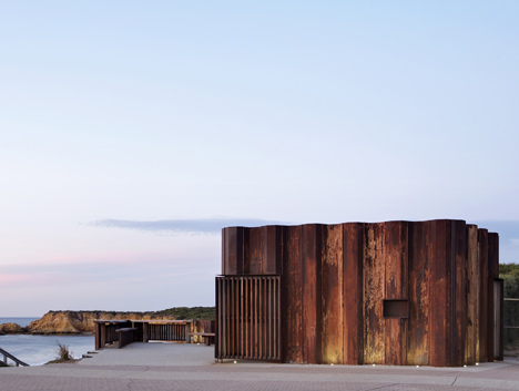 Third Wave Kiosk built from weathered steel piles by Tony Hobba Architects