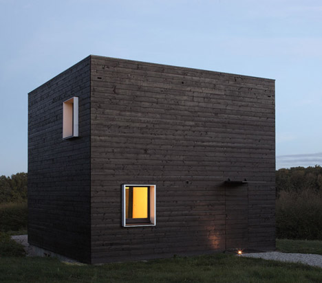 House in Normandy by Beckmann-N'Thépé Architectes