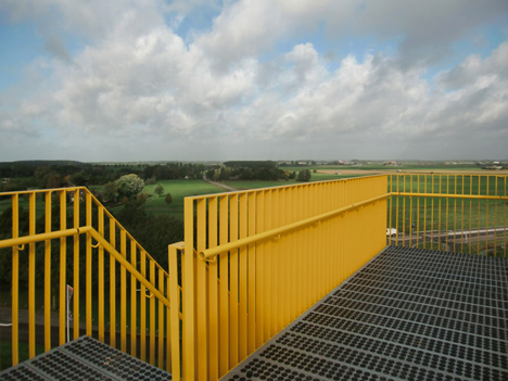 Adventure tower in concrete at Beldert Beach by Ateliereen Architecten_dezeen_10