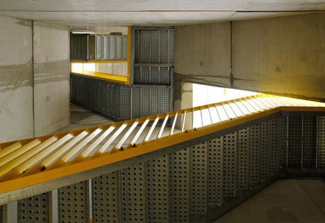 Adventure tower in concrete at Beldert Beach by Ateliereen Architecten_dezeen_7