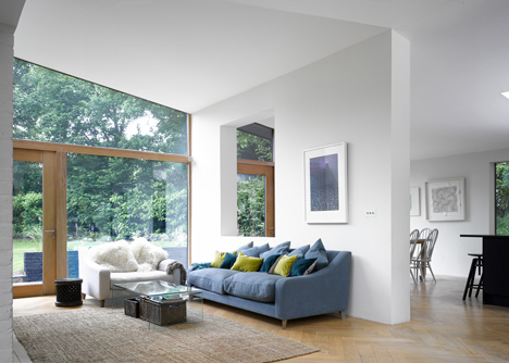 Aperture in the Woods, High Bois Lane by Takero Shimazaki and Charlie Luxton