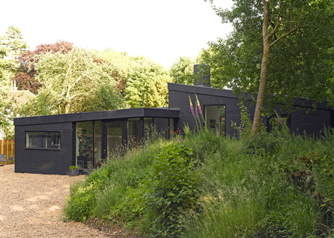 Aperture in the Woods, High Bois Lane by Takero Shimazaki and Charlie Luxton