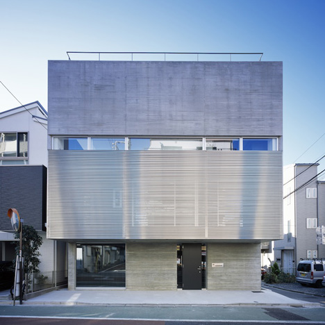 Concrete house named Calm by Apollo Architects & Associates