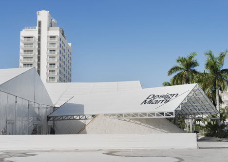 Roof over a pile of sand forms entrance to Design Miami 2013