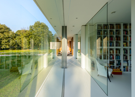 Dutch studio Inbo hides a transparent house behind a grove of trees