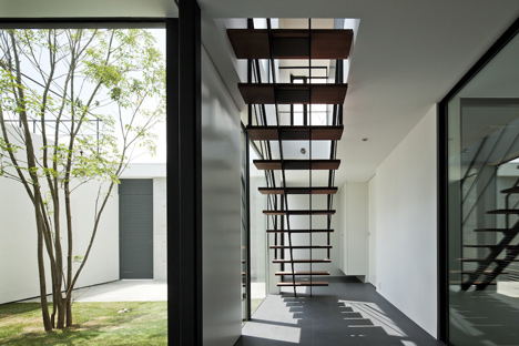 Fleuve by Apollo Architects & Associates_dezeen_8
