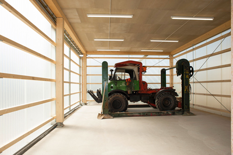 House Unimog by Fabian Evers Architecture and Wezel Architektur