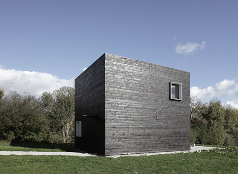 House in Normandy by Beckmann-N'Thépé Architectes