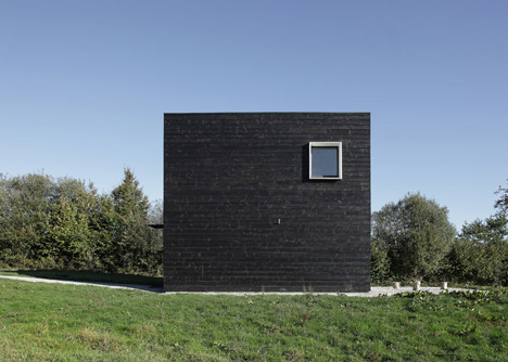 House in Normandy by Beckmann-N'Thépé Architectes