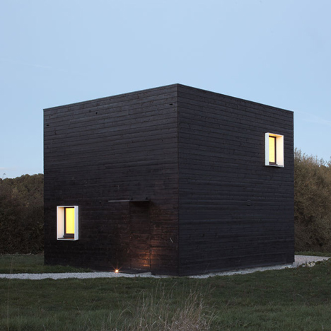 House in Normandy by Beckmann-N'Thépé Architectes