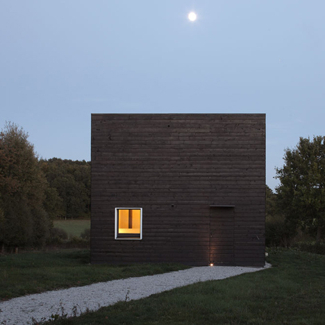 House in Normandy by Beckmann-N'Thépé Architectes
