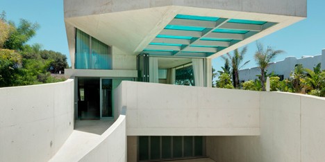 Jellyfish House by Wiel Arets_dezeen_6sq