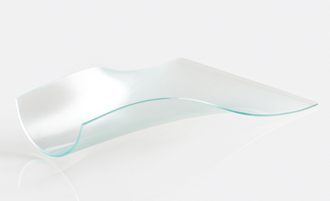 Luminaire Holiday Gift Guide Tongue Glass Dish