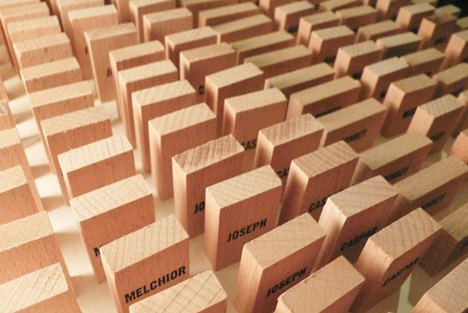 Minimal Nativity Set by Emelie Voirin