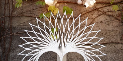 Peacock chair by UUfie