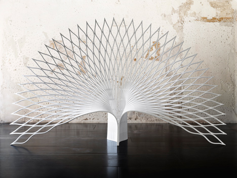 Peacock chair by UUfie_dezeen_5