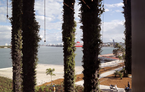 Perez Art Museum, Miami, by Herzog and de Meuron