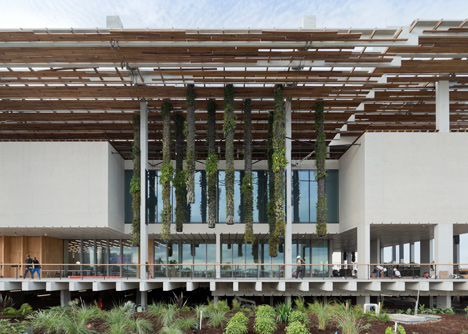 Perez Art Museum Miami by Herzog and de Meuron Perez Art Museum Miami by Herzog and de Meuron