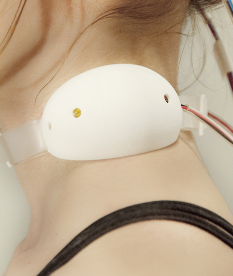 Reality Mediators wearable technology by Ling Tan