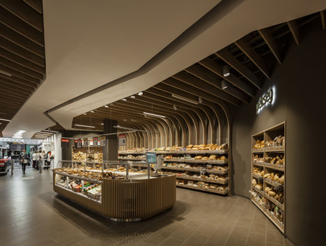 Spar supermarket in Budapest by LAB5 architects