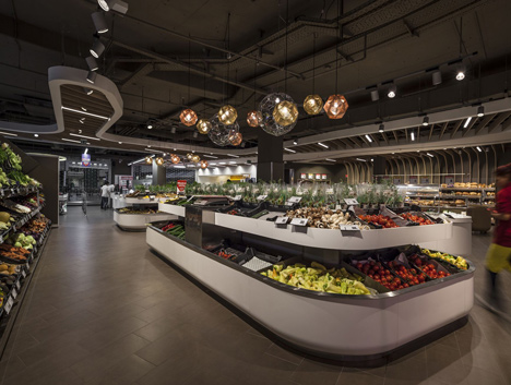 Spar supermarket in Budapest by LAB5 architects