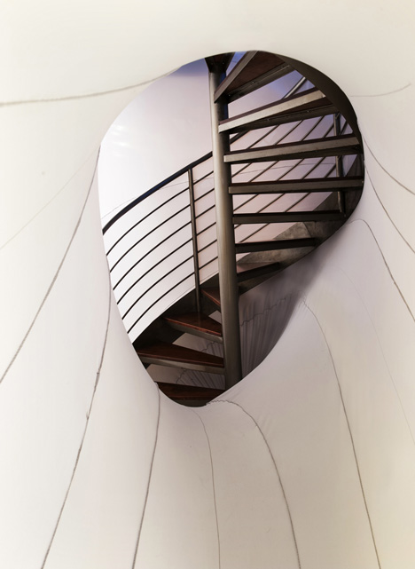 Suspense immersive fabric installation by Sophia Chang