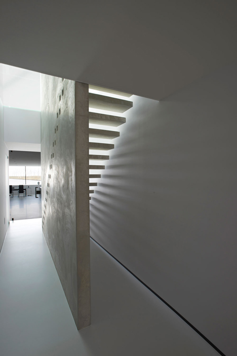 Villa Kogelhof by Paul de Ruiter Architects