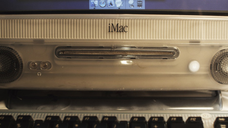 Vintage computers sing a Christmas carol