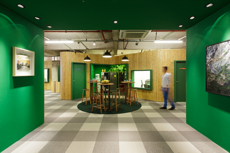 Walmart.com office in Brazil by Estudio Guto Requena