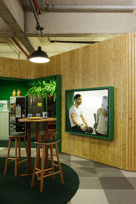 Walmart.com office in Brazil by Estudio Guto Requena