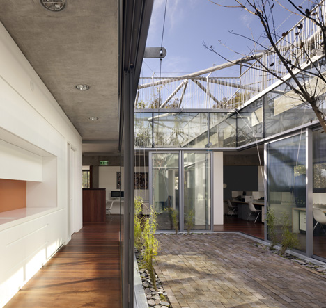 Waterloo Youth Family and Community Centre by Collins and Turner_dezeen_16