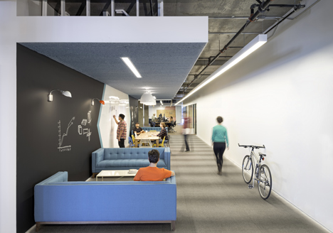 Cisco offices by Studio O+A features wooden meeting pavilions