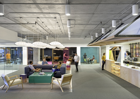 Cisco offices by Studio O+A features wooden meeting pavilions
