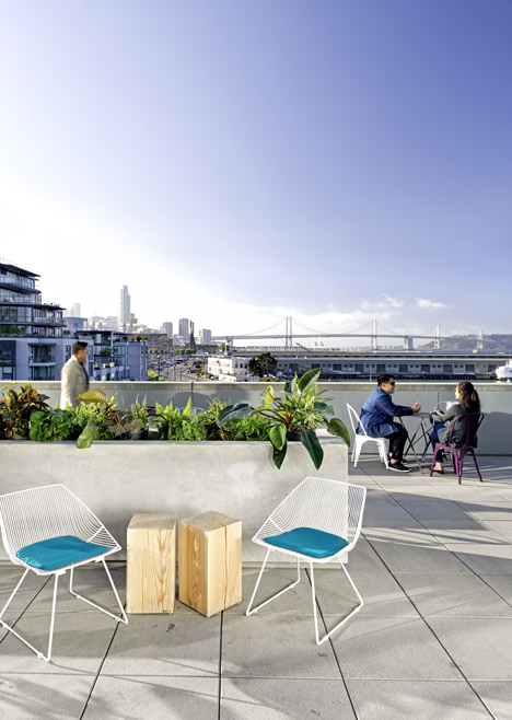 Cisco offices by Studio O+A features wooden meeting pavilions