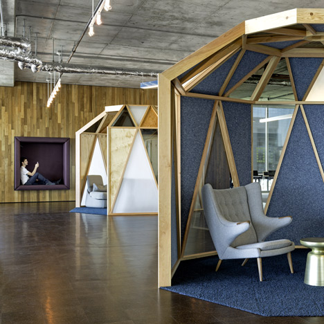 Cisco offices by Studio O+A features wooden meeting pavilions