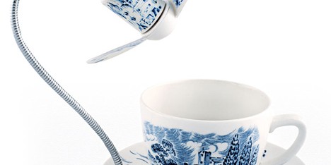 Tea cup with a cooling fan by Dominic Wilcox