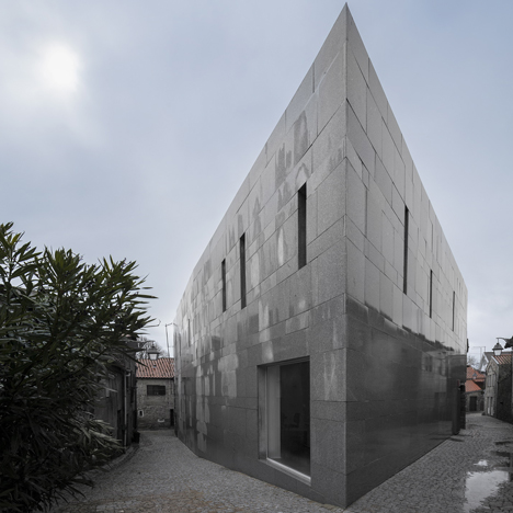Jewish cultural centre with an acutely angled corner by Goncalo Byrne Arquitectos