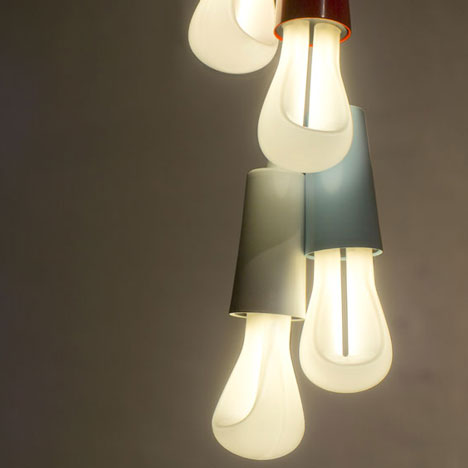 Plumen 002 by Hulger
