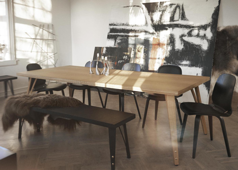 Viggo chair made from two curving plywood pieces by ShapingYourDay