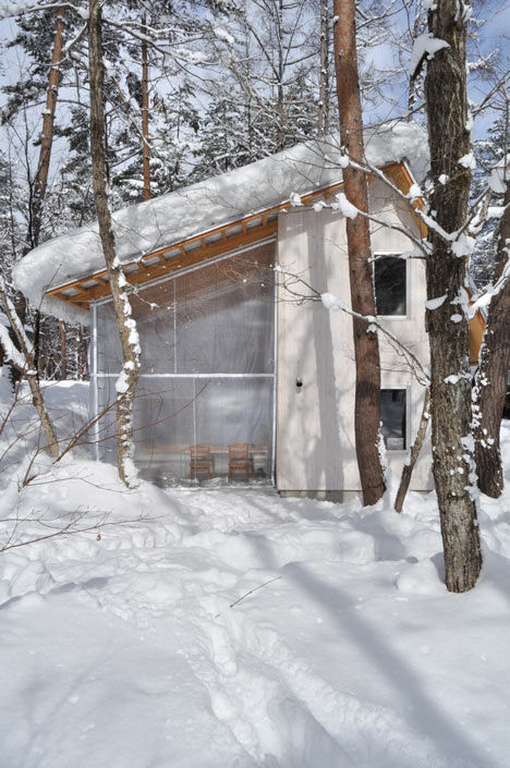 Villa in Hakuba by Naka Studio