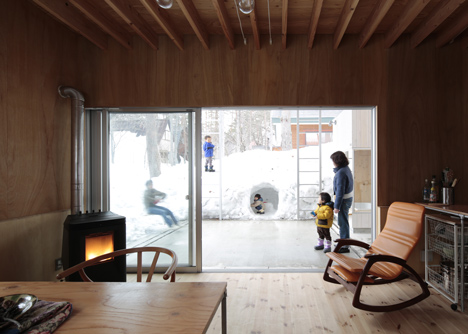 Villa in Hakuba by Naka Studio