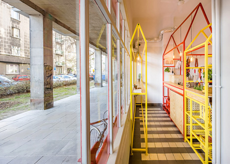 Zapiekanka restaurant in Warsaw modelled on a market booth by MFRMGR