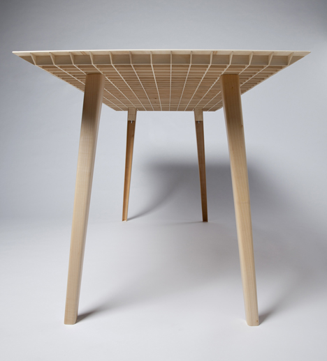 Wooden table by Ruben Beckers weighs just 4.5 kilograms
