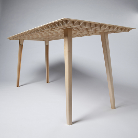 Wooden table by Ruben Beckers weighs just 4.5 kilograms