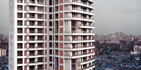 Life on a New High: Mumbai skyscrapers photographed by Alicja Dobrucka