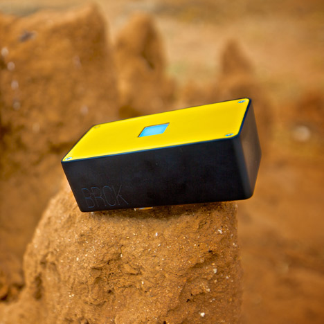 BRCK portable internet router by Ushahidi “designed to work anywhere”