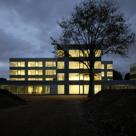Wiel Arets completes college campus in Rotterdam's Hoogvliet district