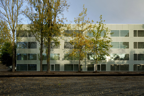 Wiel Arets completes college campus in Rotterdam's Hoogvliet district